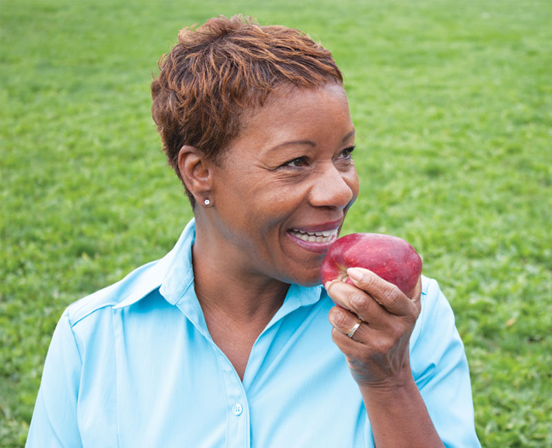 lady with apple